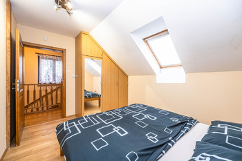 Pronájem domu 150 m², Mirošovice