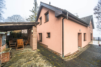 Pronájem domu 150 m², Mirošovice