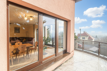 Pronájem domu 150 m², Mirošovice