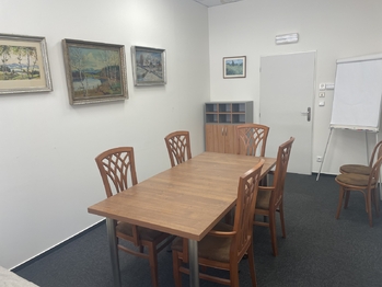 Pronájem kancelářských prostor 17 m², Praha 9 - Libeň