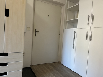 Prodej bytu 2+kk v osobním vlastnictví 53 m², Kladno