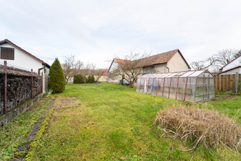 Prodej domu 250 m², Choťovice