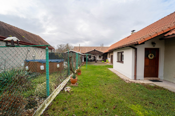 Prodej domu 250 m², Choťovice
