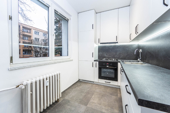 Pronájem bytu 3+1 v osobním vlastnictví 68 m², Praha 6 - Břevnov