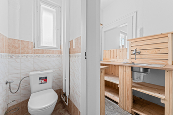 Prodej domu 240 m², Praha 9 - Prosek