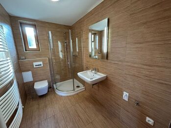 Prodej ubytovacího zařízení 233 m², Rabyně