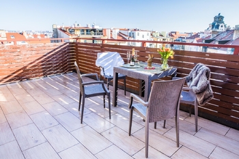 Terasa - Prodej bytu 2+kk v osobním vlastnictví 80 m², Praha 7 - Bubeneč