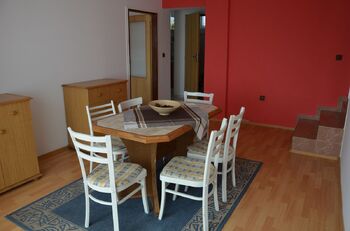 Pronájem domu 170 m², Násedlovice