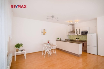 Pronájem bytu 1+kk v osobním vlastnictví 60 m², Praha 5 - Jinonice