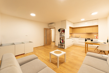 Pronájem bytu 2+kk v osobním vlastnictví 78 m², Zlín