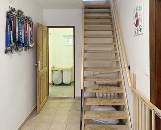 vstupní chodba - Prodej domu 87 m², Velká Buková