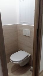 WC - Pronájem bytu 3+1 v osobním vlastnictví 69 m², Rožnov pod Radhoštěm