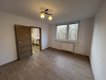 Ložnice - Pronájem bytu 3+1 v osobním vlastnictví 69 m², Rožnov pod Radhoštěm