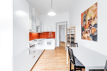 Pronájem bytu 2+1 v osobním vlastnictví 75 m², Praha 2 - Vinohrady