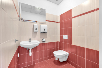 Pronájem kancelářských prostor 170 m², Hradec Králové