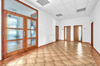 Pronájem kancelářských prostor 170 m², Hradec Králové