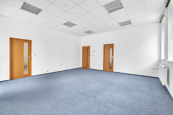Pronájem kancelářských prostor 170 m², Hradec Králové