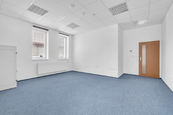 Pronájem kancelářských prostor 170 m², Hradec Králové