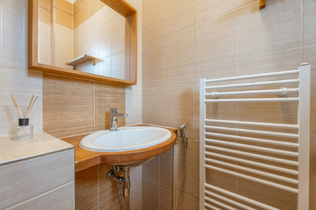 Prodej bytu 3+kk v osobním vlastnictví 95 m², Praha 6 - Dejvice