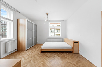 Prodej bytu 3+kk v osobním vlastnictví 95 m², Praha 6 - Dejvice