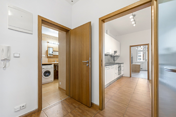 Prodej bytu 3+kk v osobním vlastnictví 95 m², Praha 6 - Dejvice