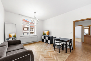 Prodej bytu 3+kk v osobním vlastnictví 95 m², Praha 6 - Dejvice