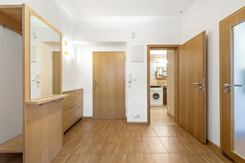 Prodej bytu 3+kk v osobním vlastnictví 95 m², Praha 6 - Dejvice