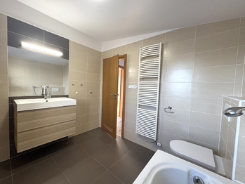 Pronájem domu 127 m², Praha 9 - Hloubětín