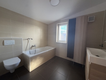 Pronájem domu 127 m², Praha 9 - Hloubětín