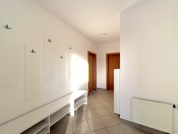 Pronájem domu 127 m², Praha 9 - Hloubětín