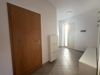 Pronájem domu 127 m², Praha 9 - Hloubětín