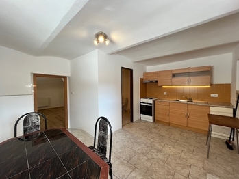 Prodej bytu 1+1 v osobním vlastnictví 50 m², Smržovka