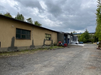 Pronájem garážového stání 625 m², Smržovka