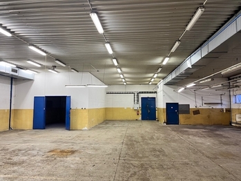 Pronájem garážového stání 625 m², Smržovka