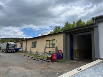 Pronájem garážového stání 625 m², Smržovka