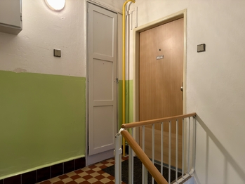 Schodiště - Pronájem bytu 2+1 v osobním vlastnictví 59 m², Příbram