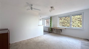 Obytná místnost - Pronájem bytu 3+1 v osobním vlastnictví 90 m², Praha 9 - Horní Počernice