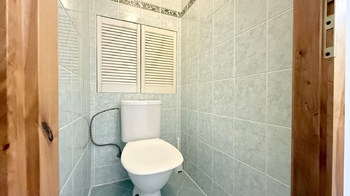 WC - Pronájem bytu 3+1 v osobním vlastnictví 90 m², Praha 9 - Horní Počernice