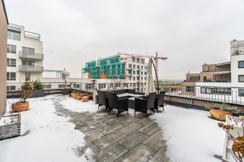 Prodej bytu 3+kk v osobním vlastnictví 152 m², Praha 10 - Dolní Měcholupy