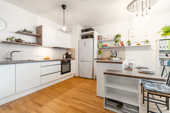 Prodej bytu 3+kk v osobním vlastnictví 152 m², Praha 10 - Dolní Měcholupy