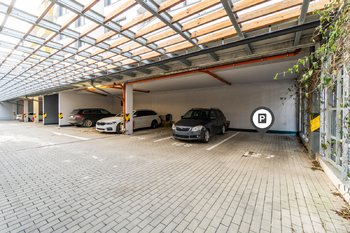 Prodej bytu 3+kk v osobním vlastnictví 152 m², Praha 10 - Dolní Měcholupy