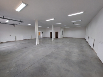 Pronájem obchodních prostor 200 m², Slavkov u Brna
