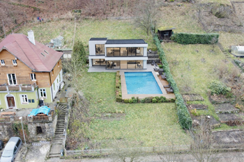 Prodej pozemku 1057 m², Děčín