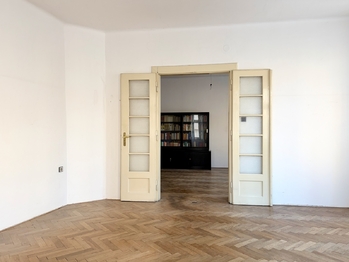 Prodej bytu 3+kk v osobním vlastnictví 97 m², Praha 3 - Vinohrady