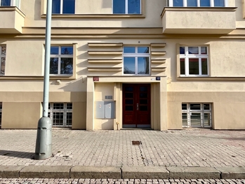 Prodej bytu 3+kk v osobním vlastnictví 97 m², Praha 3 - Vinohrady