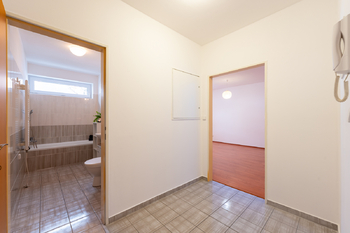 Prodej bytu 2+kk v osobním vlastnictví 60 m², Zlín