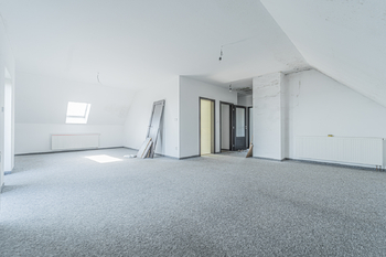 Prodej domu 191 m², Vinařice