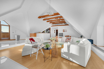 Prodej bytu 5+kk v osobním vlastnictví 278 m², Praha 10 - Dolní Měcholupy