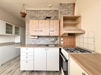 Prodej bytu 1+1 v osobním vlastnictví 42 m², Chomutov