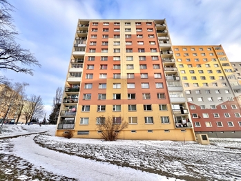 Prodej bytu 1+1 v osobním vlastnictví 42 m², Chomutov